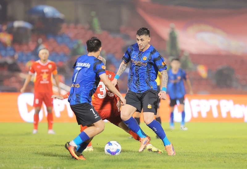 Hoang Anh Gia Lai gap kho truoc doi chu nha. Anh: Xuan Thuy