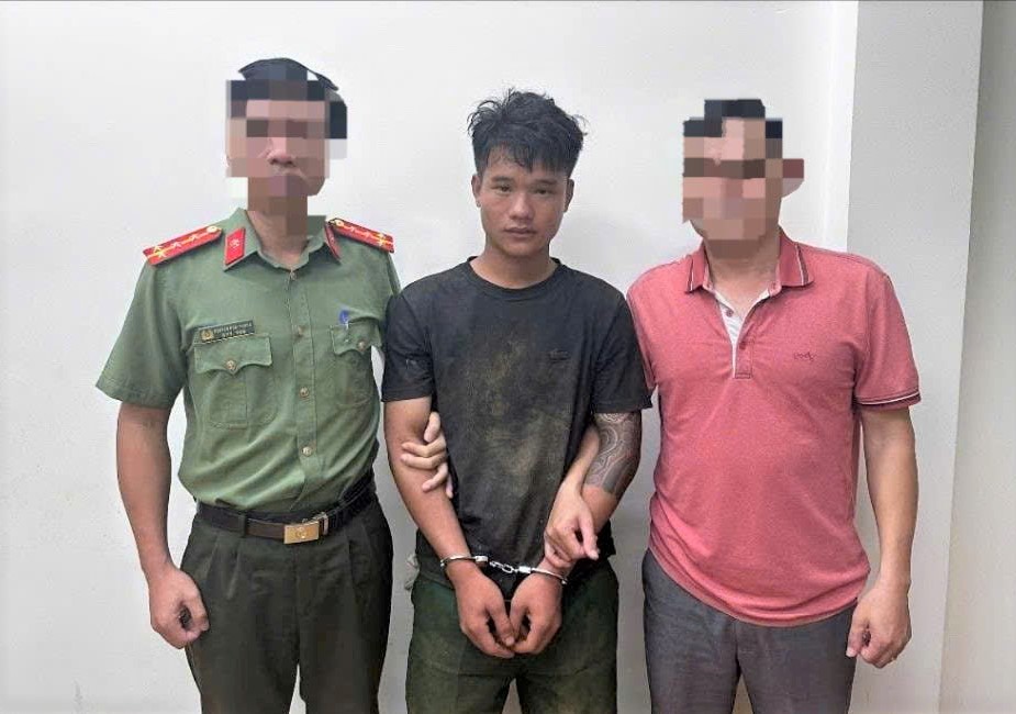 Đối tượng Nguyễn Văn Long bị Công an tỉnh Lâm Đồng bắt giữ sau thời gian lẩn trốn truy nã. Ảnh: Cơ quan Công an cung cấp