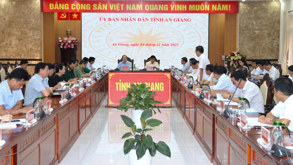 Dot cao diem trien khai giai ngan von dau tu cong tu ngay 5.11.2025 den 5.12.2025. Anh: Ngoc Mai