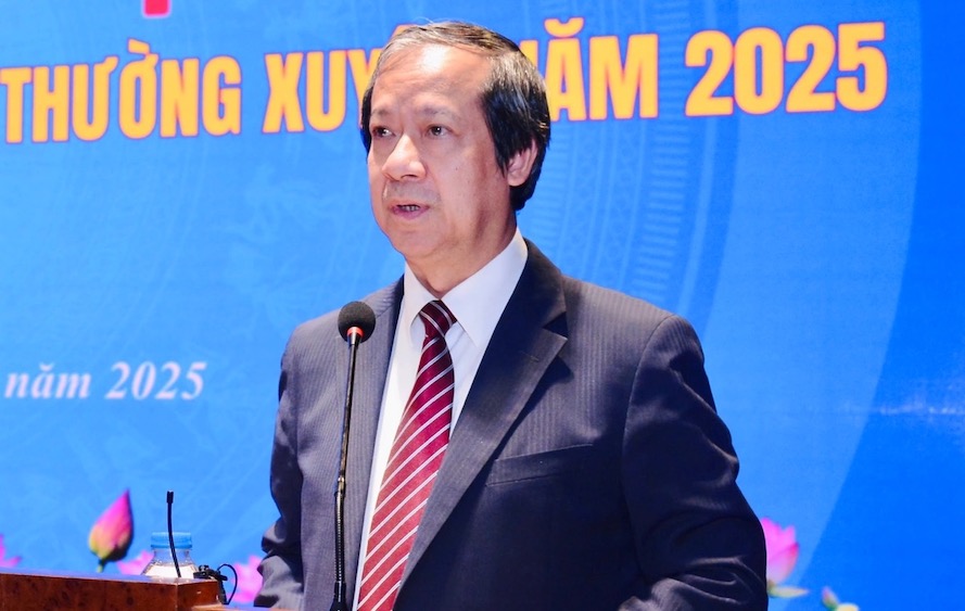 Bo truong Bo GDDT Nguyen Kim Son cho biet, thang 11 se co phuong an sap nhap cac truong cao dang, truong nghe. Anh: Nguyen Manh