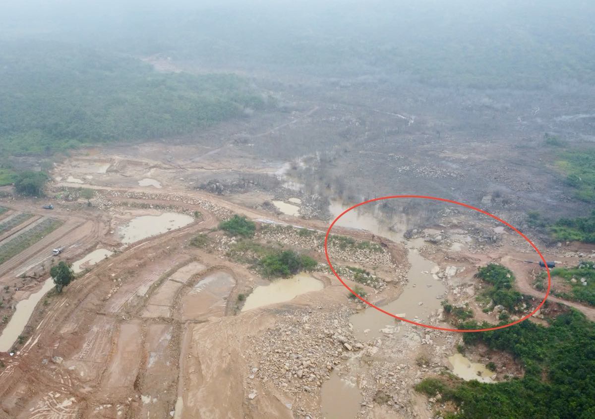 Vi tri vo tai ho chua nuoc tren du an Trang trai Viet. Anh: Duy Tuan