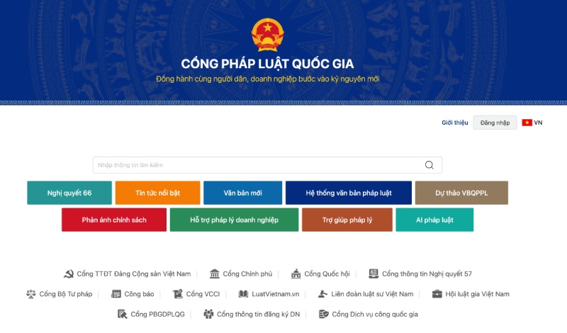 Giao diện Cổng pháp luật quốc gia. Ảnh: Trí Minh
