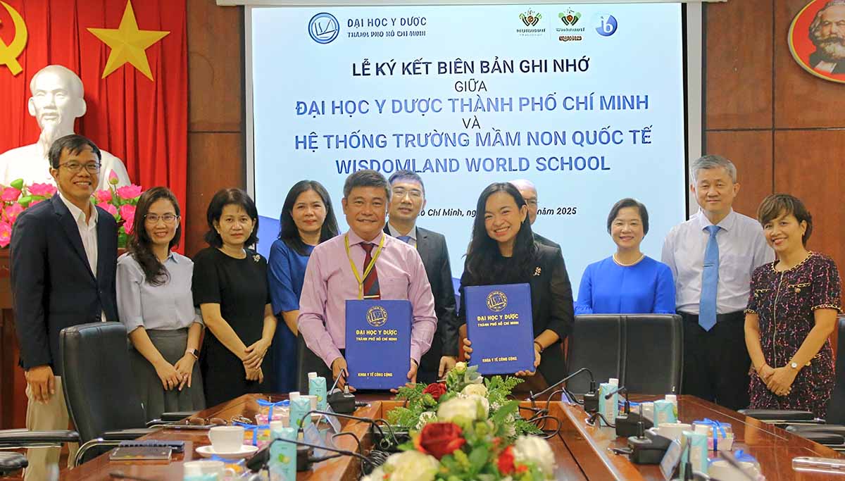 ウィズダムランド ワールド スクールは、子供の健康のためにホーチミン市医科薬科大学と協力しています。写真：企業提供