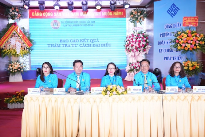 Cua Nam Ward Trade Union - the unit managing 276 grassroots trade unions - held its first Congress for the 2025 - 2030 term. Photo: CDP