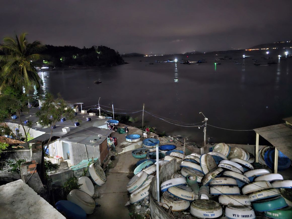 Tinh hinh khu vuc ven phuong Song Cau, Dak Lak. Anh: Thanh Quynh