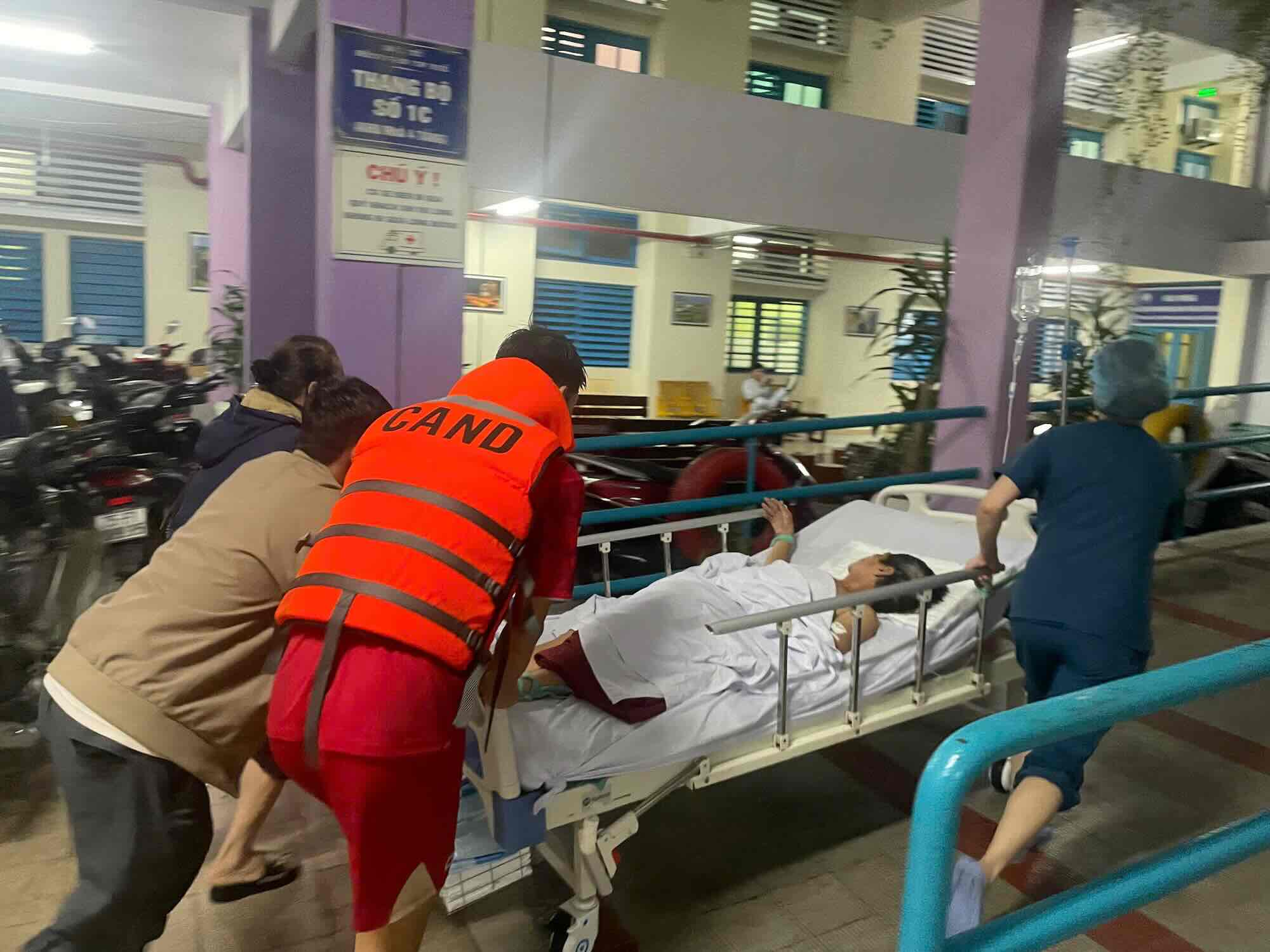 Storm No. 13 Kalmaegi is particularly dangerous, the Central Government activates medical response. Illustrative photo: T. Hong