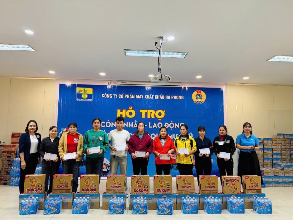 The grassroots trade union provides support to union members and workers. Photo: Tran Hen