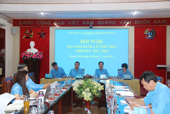 The 1st Conference of the Executive Committee of the Khanh Hoa Provincial Federation of Labor, term 2023-2028. Photo: Phuong Linh