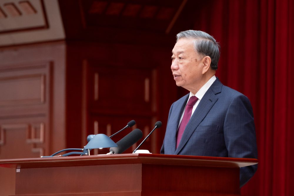 Tong Bi thu To Lam phat bieu be mac Hoi nghi lan thu 14 Ban Chap hanh Trung uong khoa XIII. Anh: Pham Thang 