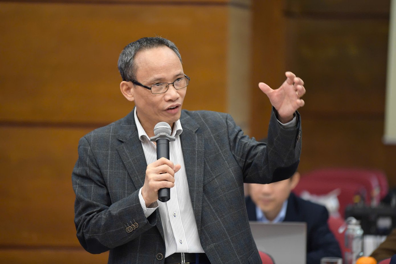 TS Can Van Luc - Chuyen gia kinh te truong BIDV. Anh: Ban To chuc