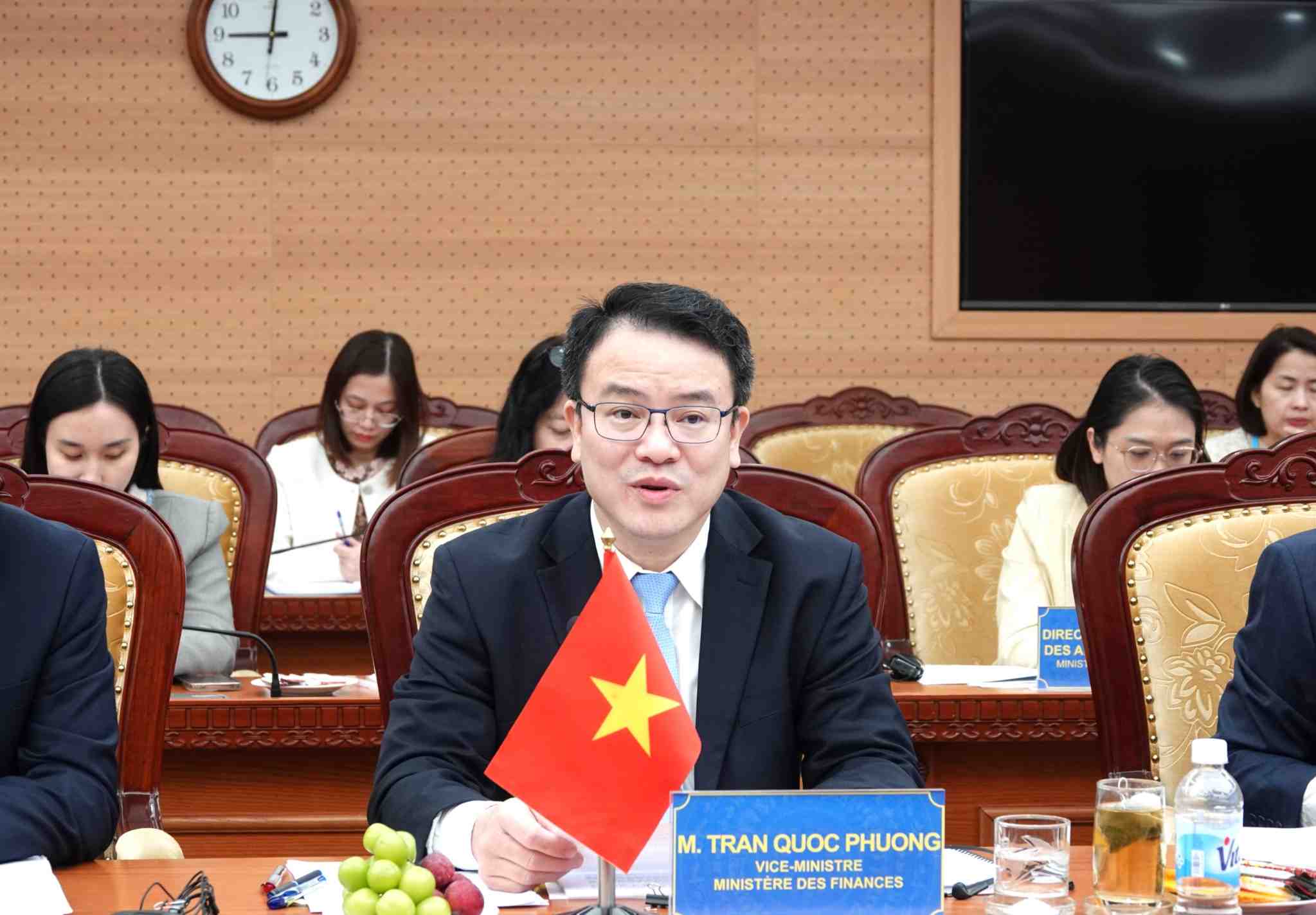 Thu truong Bo Tai chinh Tran Quoc Phuong chu tri dien dan. Anh: MOF