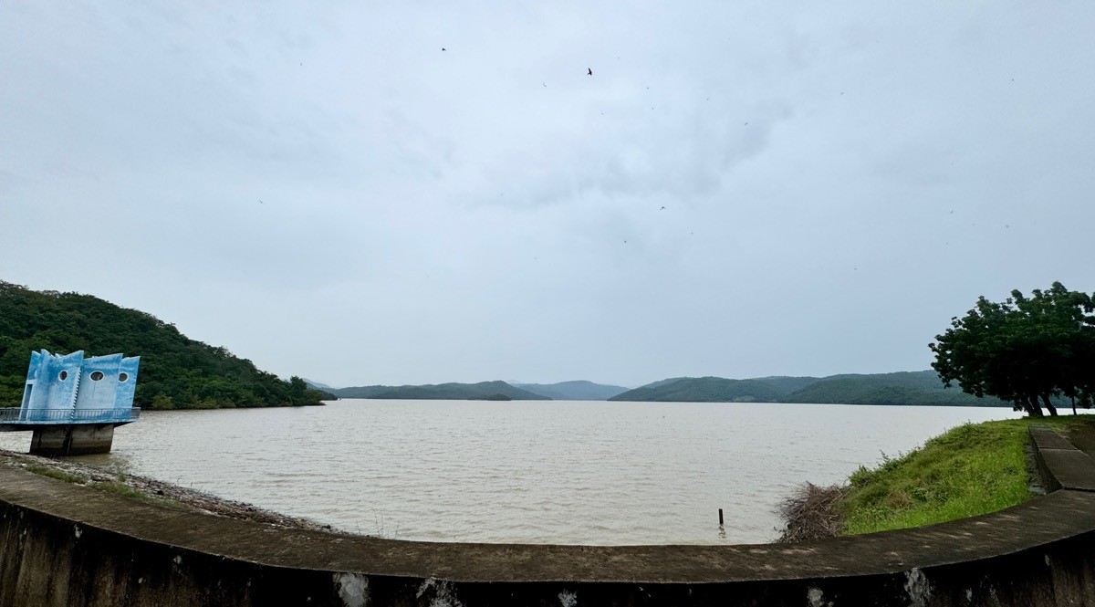 Muc nuoc trua 6.11 tai ho Song Quao, o cao trinh +89m. Anh: Duy Tuan