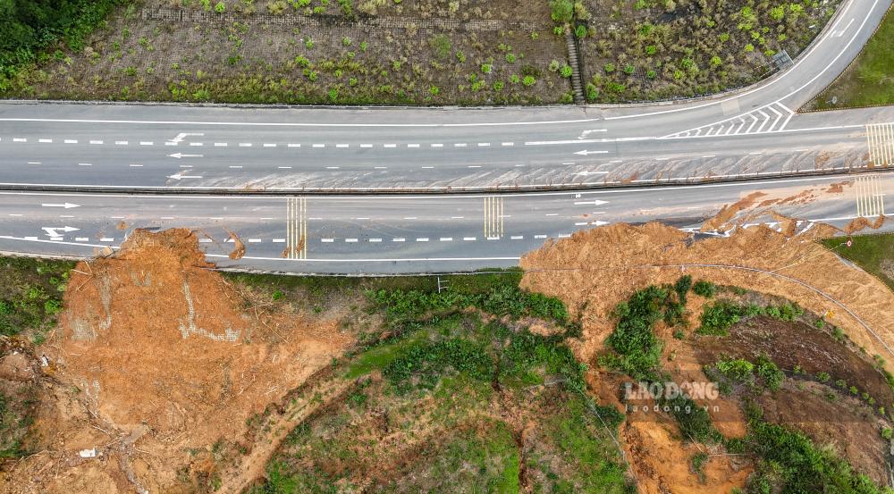 Mot so vi tri khac nhu Km11 (duoi Tinh lo 14), Km13+400 (nut giao Khe Tre), Km12+600 (duoi cau H6) cung xuat hien tinh trang sat truot, tong cong khoang 15.000m³ dat da bi sat xuong, de doa an toan thiet bi va phuong tien thi cong.