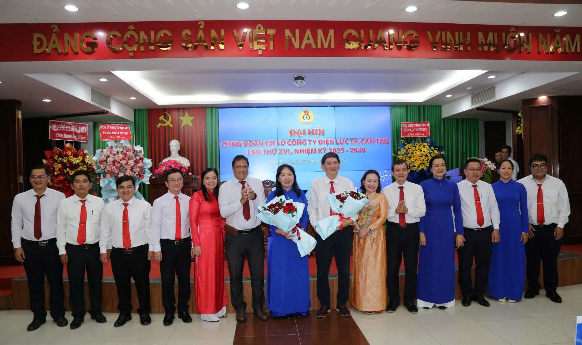 BCH CDCS Cong ty Dien luc TP Can Tho nhiem ky 2025 - 2030. Anh: An Duy