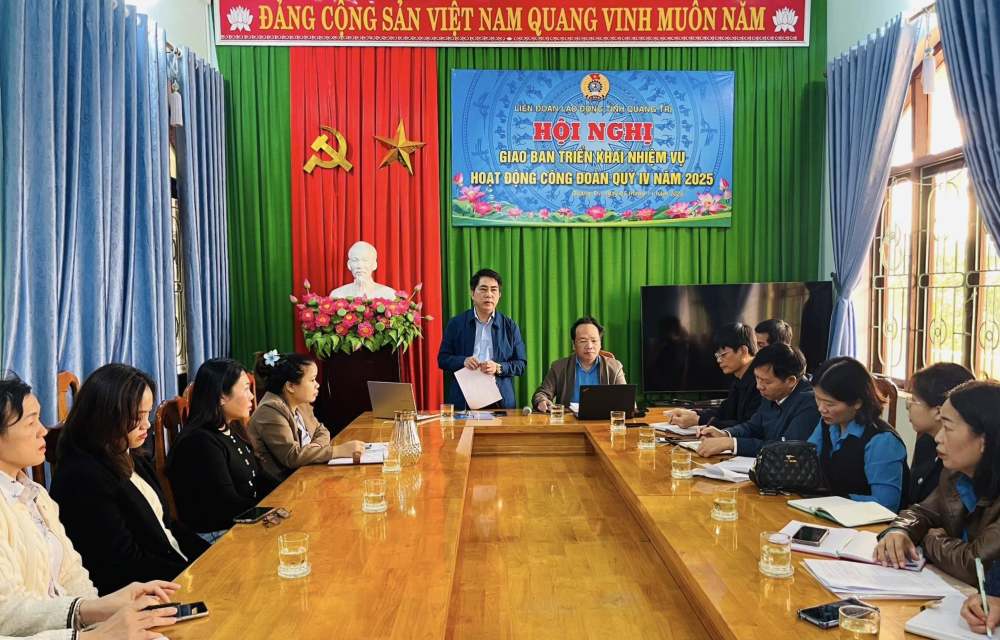 Conference on cluster meetings of grassroots trade unions under the Hoan Lao, Nam Trach, Bac Trach and Dong Trach communes. Photo: Quang Tri Trade Union