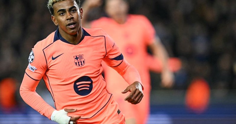 Lamine Yamal tỏa sáng trở lại trong một ngày vất vả của Barca
