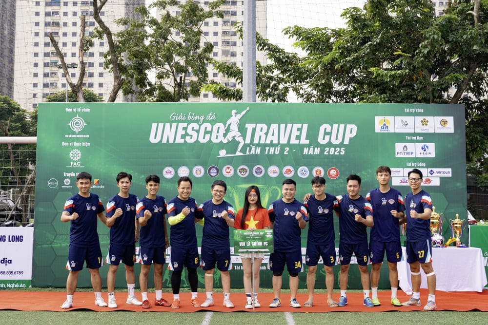 2025 유네스코 트라벨컵 축구 대회가 하노이에서 공식 개막했습니다. 사진: 조직위원회