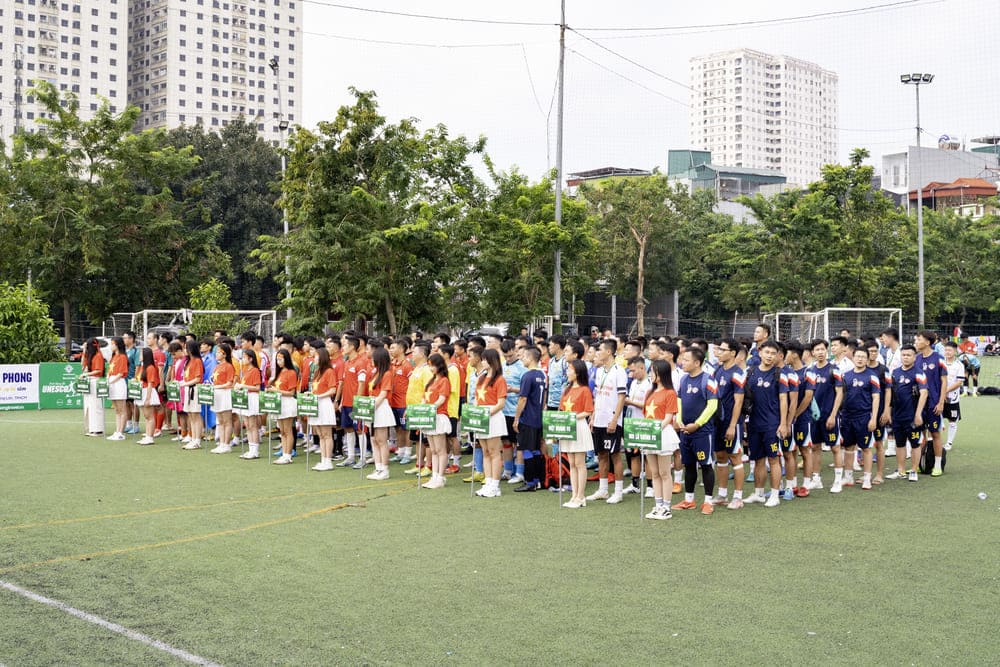 Co 12 don vi lu hanh va doanh nghiep tham gia Giai Bong da UNESCO TRAVEL CUP 2025. Anh: Ban to chuc