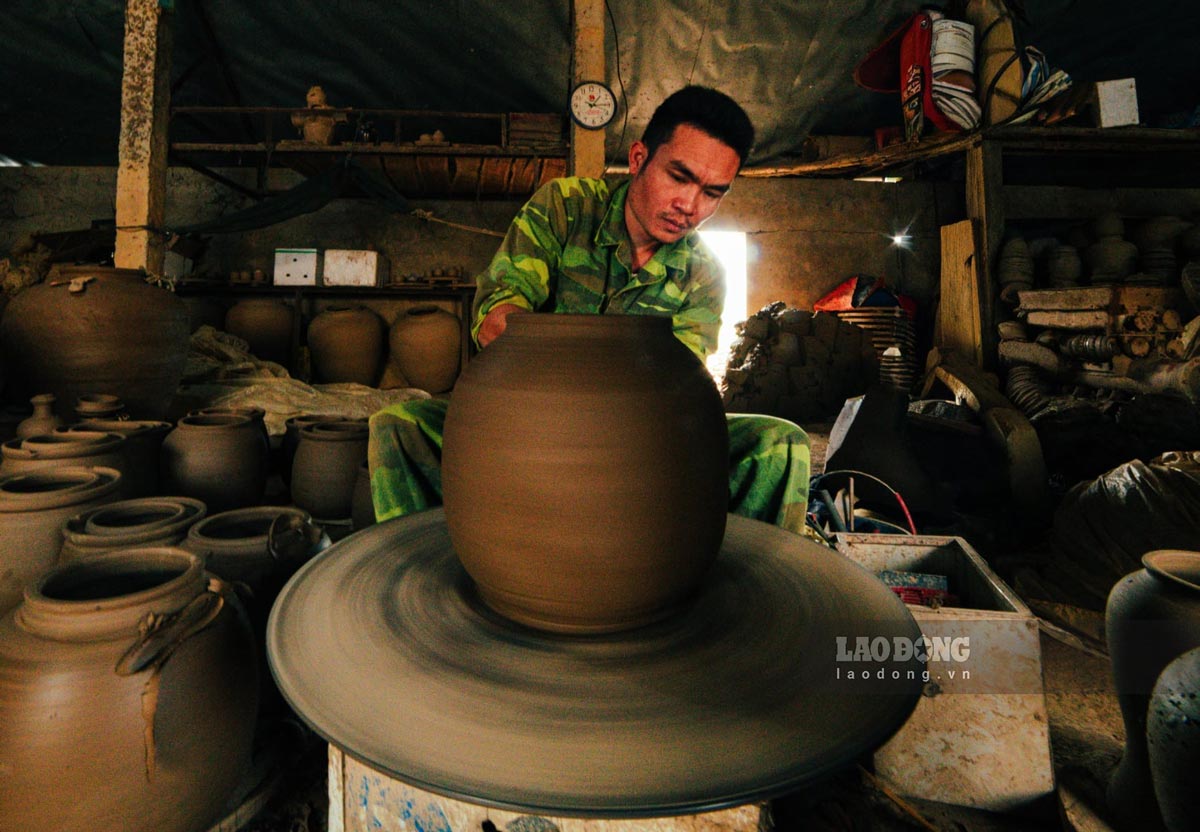 जिया थुय मिट्टी के बर्तन