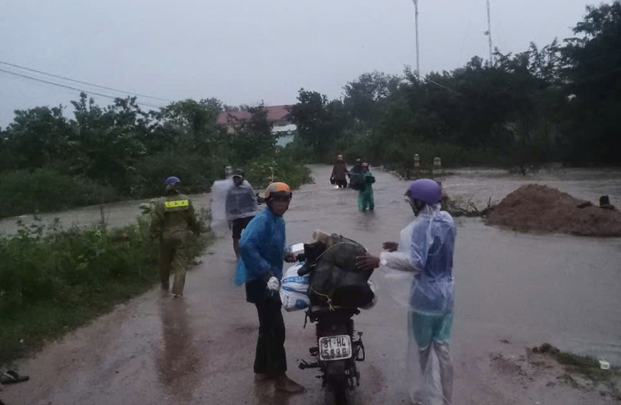 Floodwaters are rising through the overflow culvert due to storms. Photo: Mai Chi