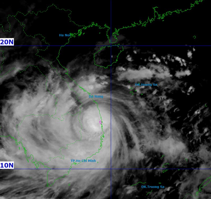 Typhoon No. 13 Kalmaegi officially made landfall in Vietnam on the evening of November 6. Satellite image at 7:00 p.m. Photo: NCHMF