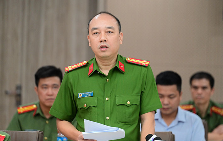 グエン・ドク・ロン大佐、ハノイ市警察副署長。写真: クアン・ベト