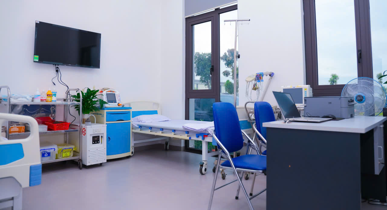 Phong kham tai KCN Nam Dinh Vu. Anh: BV Viet Tiep