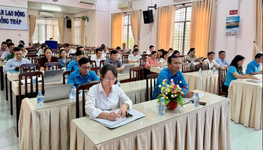 Quang canh Hoi nghi huong dan cong tac chuan bi to chuc Hoi nghi Cong doan xa, phuong nhiem ky 2025–2030. Anh: Luu Hung. 