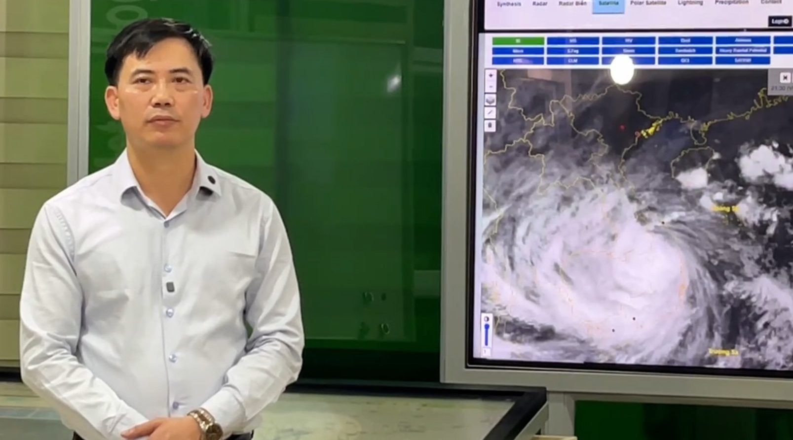 Ong Nguyen Van Huong cho biet bao so 3 dang co cuong do cap 9. Anh: Quynh Huong