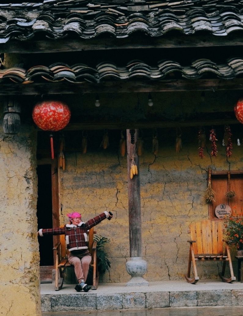 Cai vuon vai chao buoi sang cua nguoi dan lang Lo Lo Chai. Anh: Phong Linh