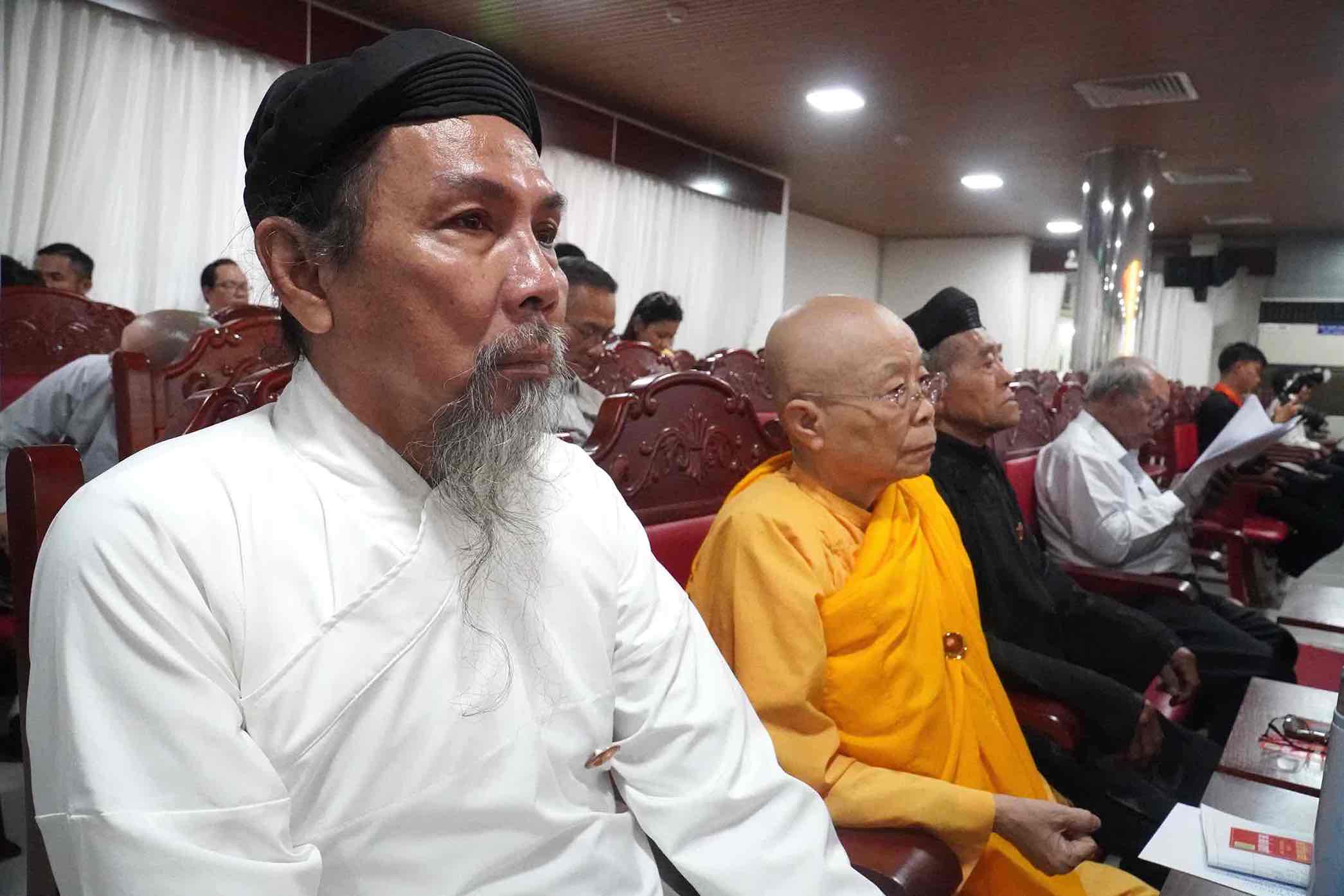 Cac dai bieu tai Dai hoi.