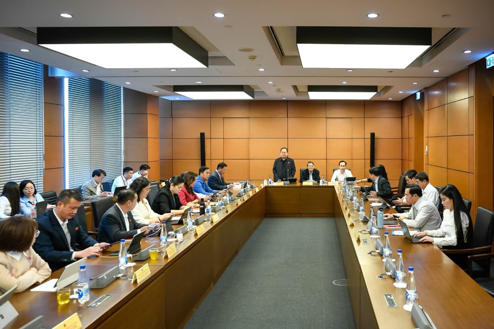 Phien thao luan to ngay 7.11. Anh: Pham Thang