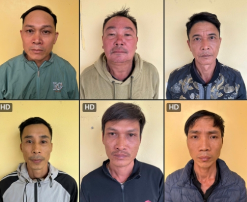 Les joueurs. Photo : Police de la ville de Hai Phong