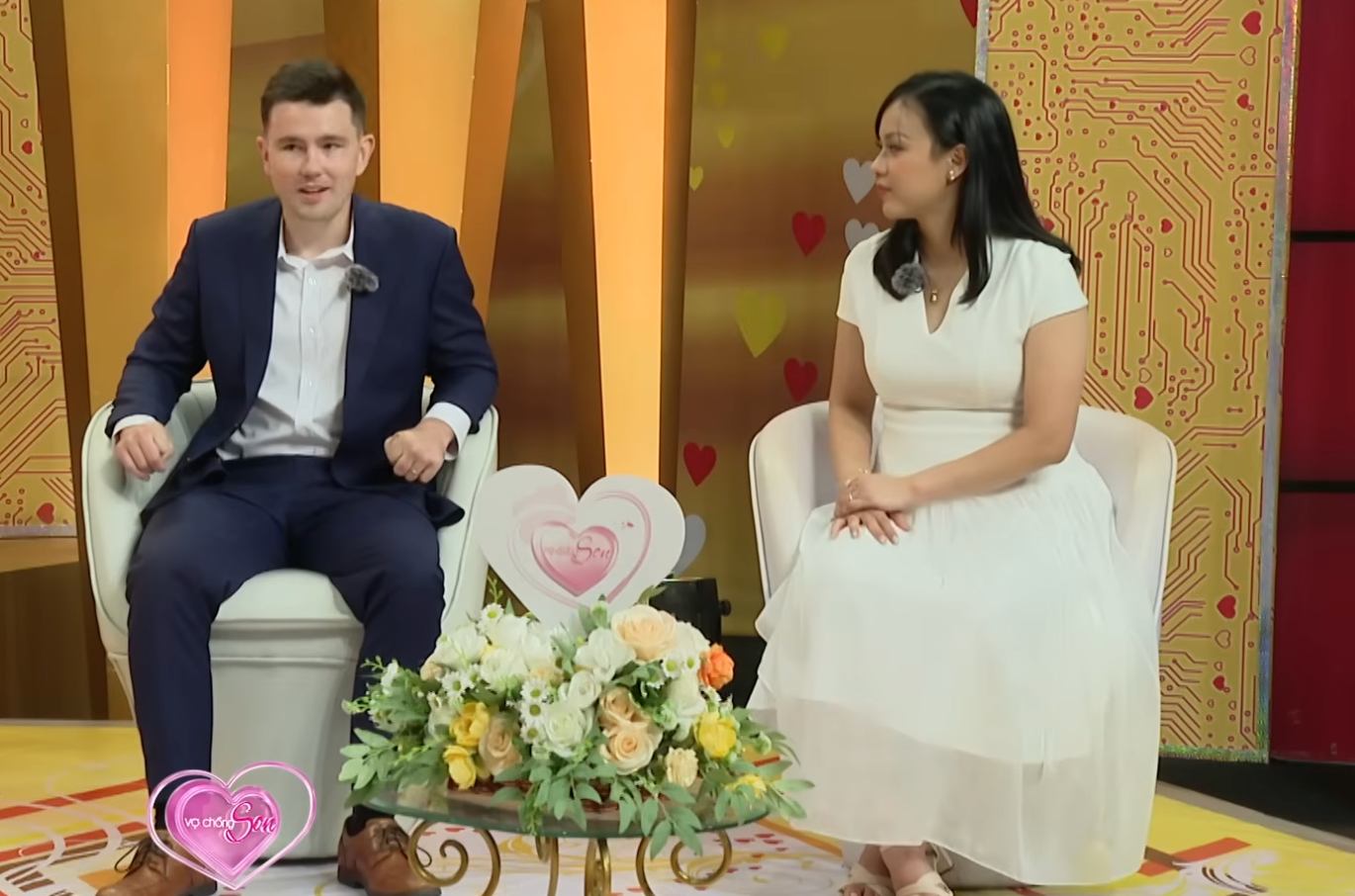 American doctoral husband and Vietnamese wife at Vo Chong Son. Photo: MCV Unit.