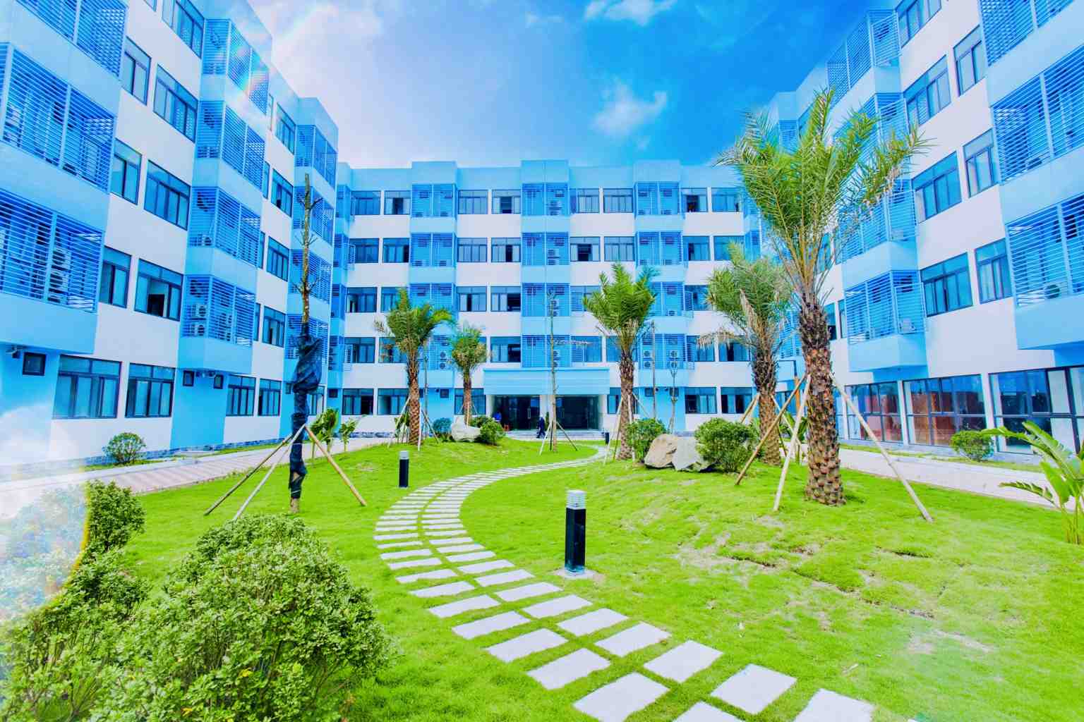 Khu ky tuc xa danh cho cong nhan cua Cong ty TNHH Luxshare-ICT Nghe An. Anh: Ngoc Anh