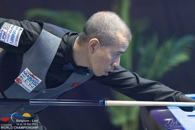 Tran Quyet Chien said goodbye to the World Cup billiards in Korea after 3 losses. Photo: UMB