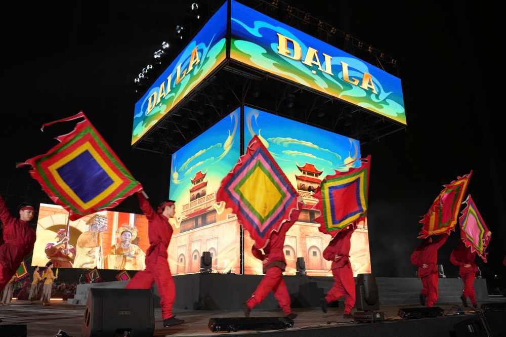 Le khai mac voi nhieu tiet muc nghe thuat dac sac. Anh: Hai Nguyen