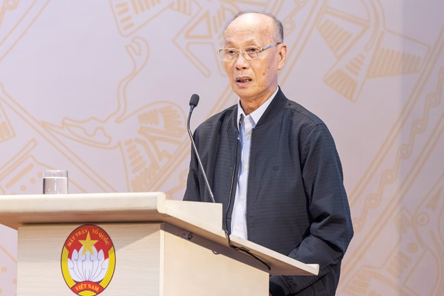 GS.TS Tran Ngoc Duong, Chu nhiem Hoi dong tu van ve Dan chu va Phap luat UBTU MTTQ Viet Nam gop y vao