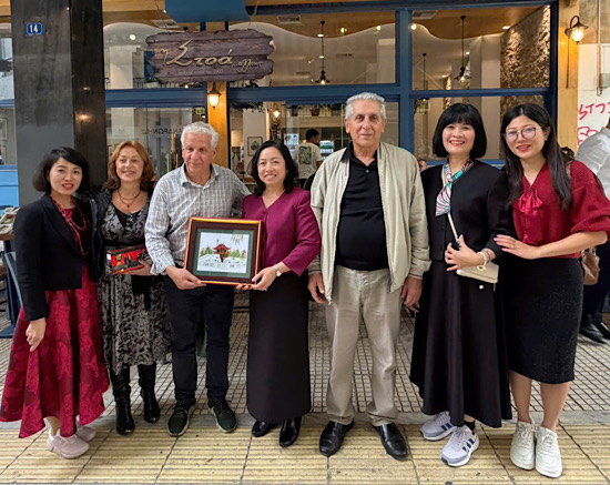 Doan tham, lam viec voi Cong doan Huu tri Hy Lap. Anh:TLD