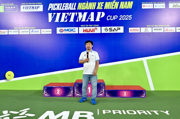 Truong ban to chuc ong Dang Khoa Vu phat bieu tai le be mac giai Pickleball Nganh xe mien Nam lan 1 nam 2025. Anh: D.T