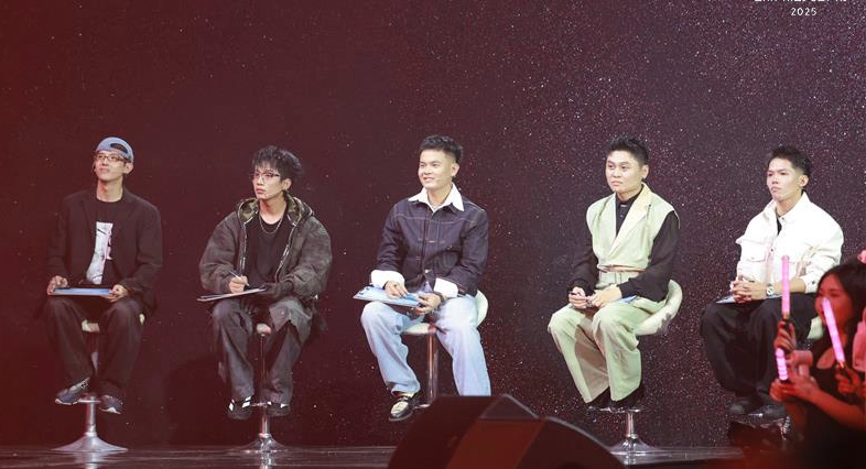 The judges of "Anh trai say hi" 2025. Photo: VieON.