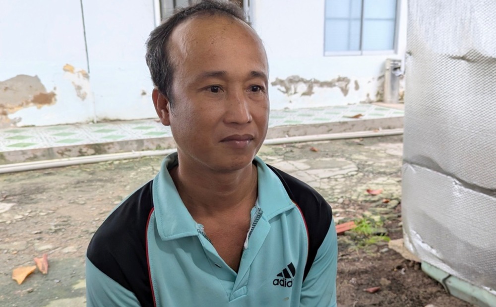 Phúc bị tạm giữ hình sự để điều tra về hành vi hiếp dâm người dưới 16 tuổi. Ảnh: Nghiêm Túc