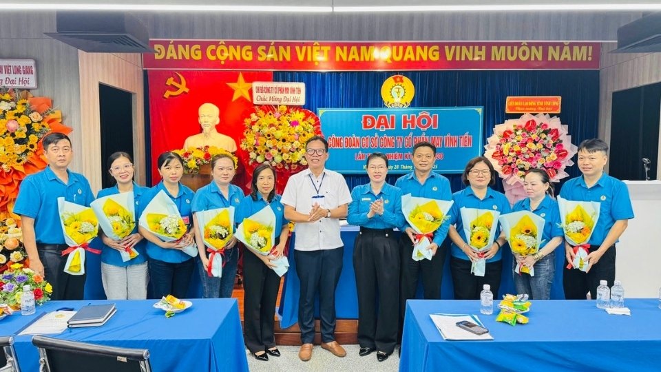Grassroots union congress in Vinh Long with 440/549 units completes the 2025-2030 term. Photo: Hoang Loc