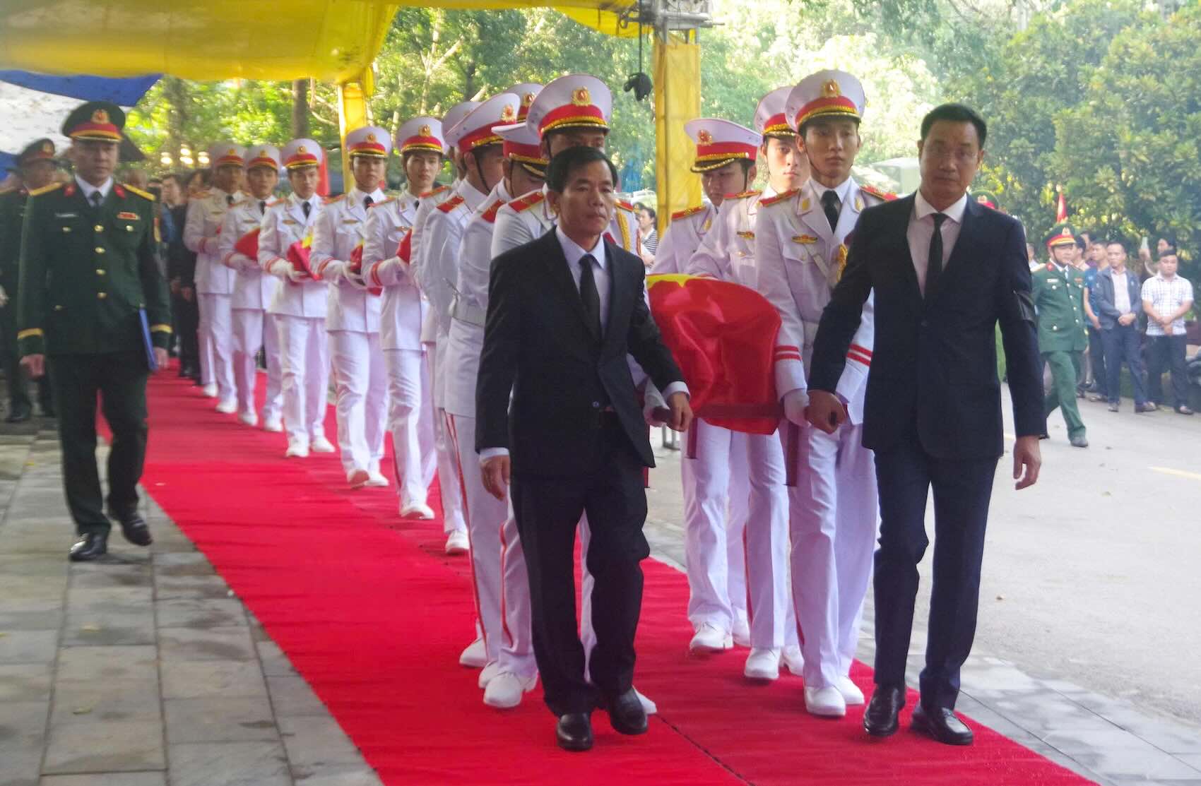 Cac anh hung liet si duoc lam le vieng, truy dieu va an tang ngay 8.11. Anh: Tien Thinh