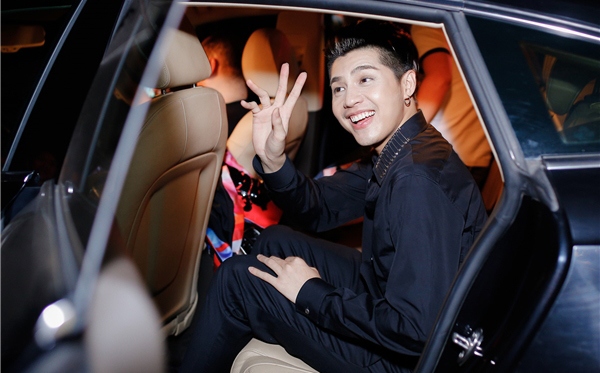 Nam ca si so huu nhieu xe hop gia tri. Anh: Thanh Pham.