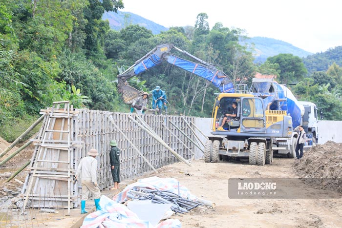 The 83.5 billion VND project to build an anti-landslide embankment in Muong Pon commune, Dien Bien province. Photo: Quang Dat