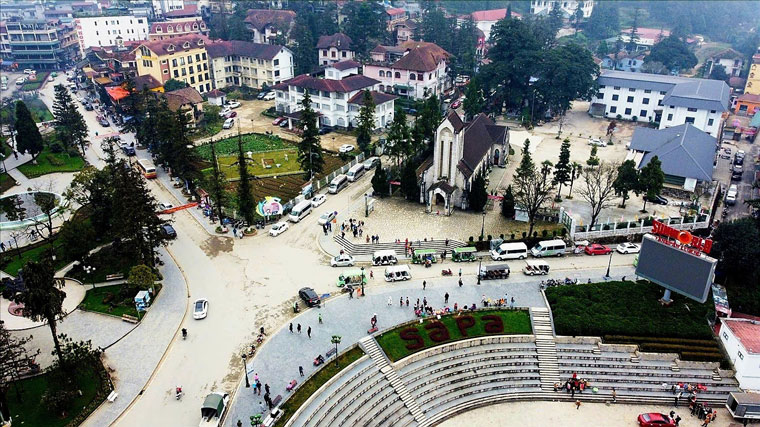 Trung tam phuong Sa Pa. Anh: Trong Bao