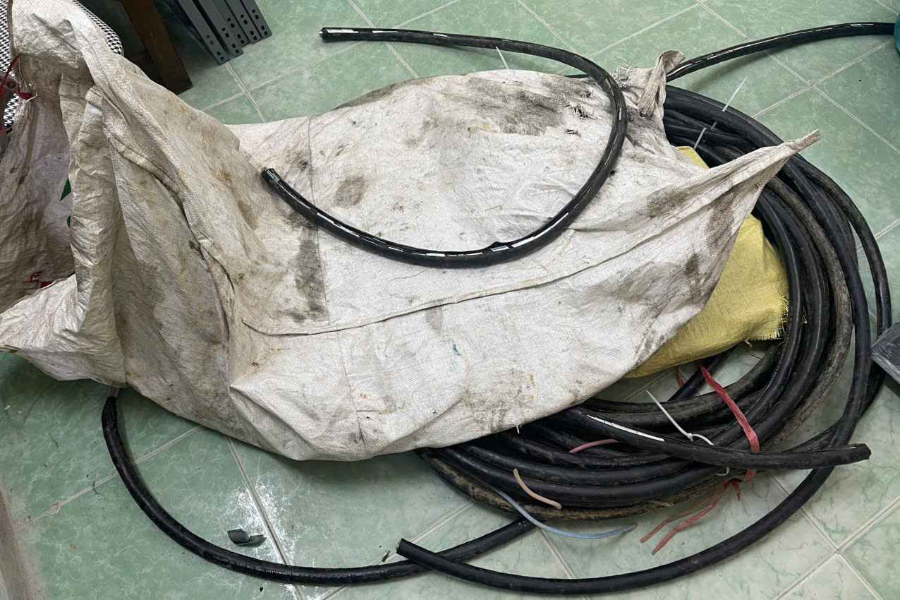 Bắt kẻ trộm cáp điện và xe lôi tại công trường vành đai phía Nam ở Hưng Yên