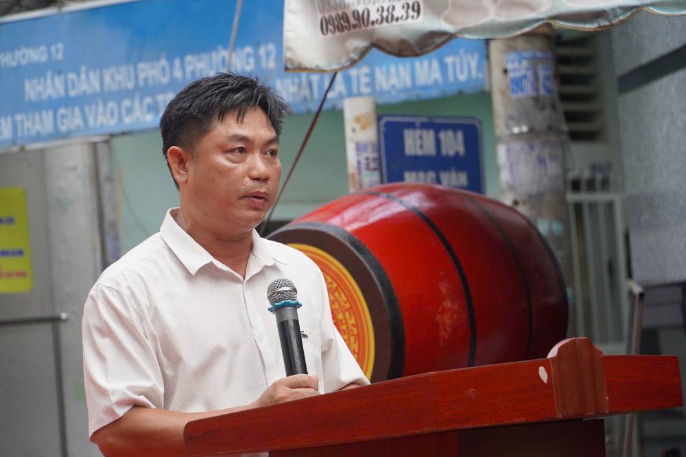 Theo ong Ngoc, trong nam qua, khu pho 13 va 14 da doan ket, dong tam, hiep luc cho su tien bo cua moi nguoi, moi gia dinh, tu do dat duoc nhung ket qua noi bat. Anh: Thai Bao.