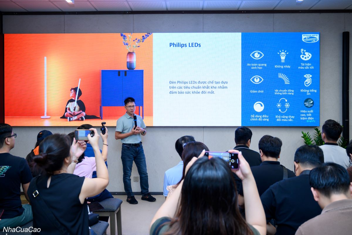 Signify is a leading group in the lighting sector, and has successfully organized events to experience smart lighting products and solutions. Photo: Van Le